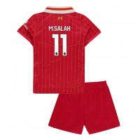 Billiga Liverpool Mohamed Salah #11 Barnkläder Hemma fotbollskläder till baby 2024-25 Kortärmad (+ Korta byxor)